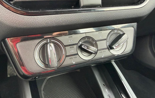 Skoda Kamiq FL 1.0 TSI 85 kW Selection 