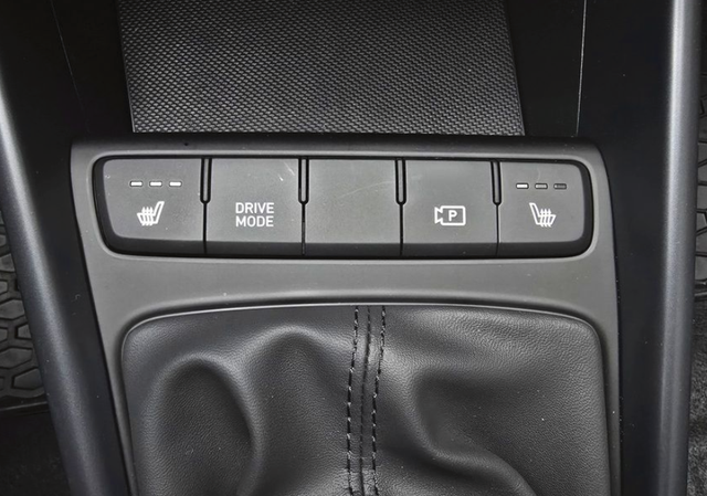 Hyundai I20 1.0T-GDi 74kW Wave 