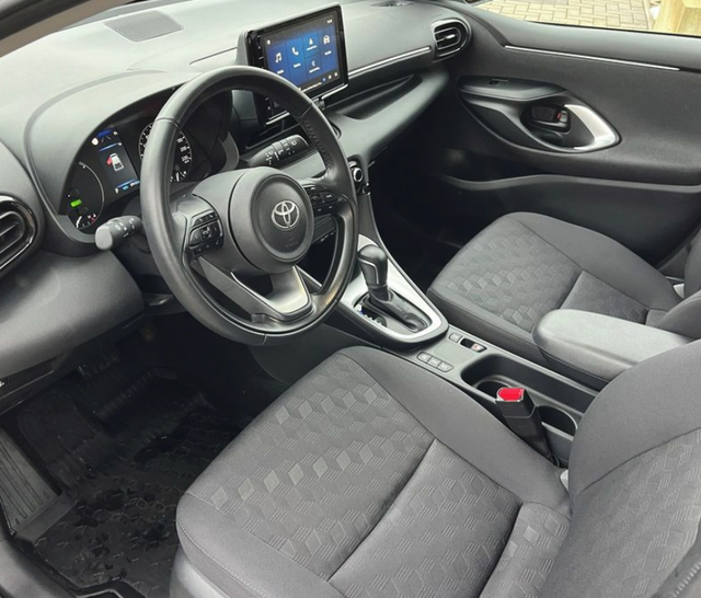 Toyota Yaris 1.5 HSD 85kW Comfort e-CVT 