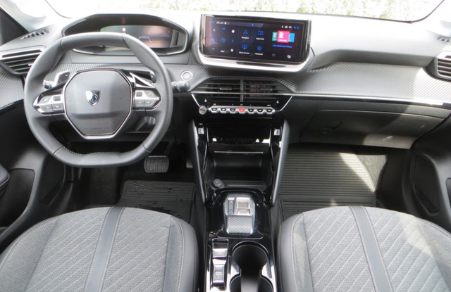 Peugeot 208 1.2 Hybrid 74kW Allure AT 