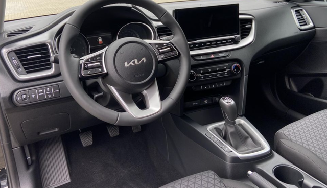 Kia Ceed SW 1.5 T-GDI 103kw Top 