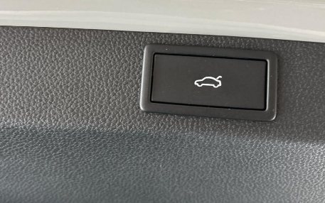 Skoda Karoq 1.5 TSI 110kW Sportline DSG 