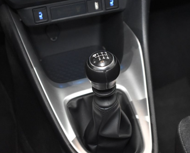 Toyota Yaris 1.5 VVT-i 92kW Comfort Tech 