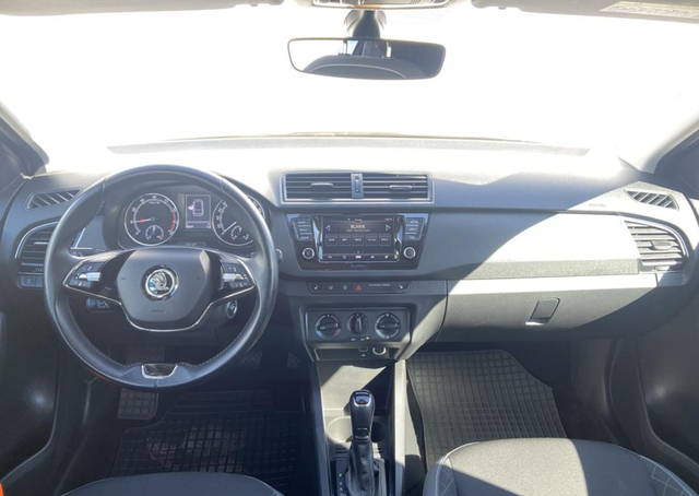 Skoda Fabia Combi 1.0 TSI 70kW Ambition Tour DSG 