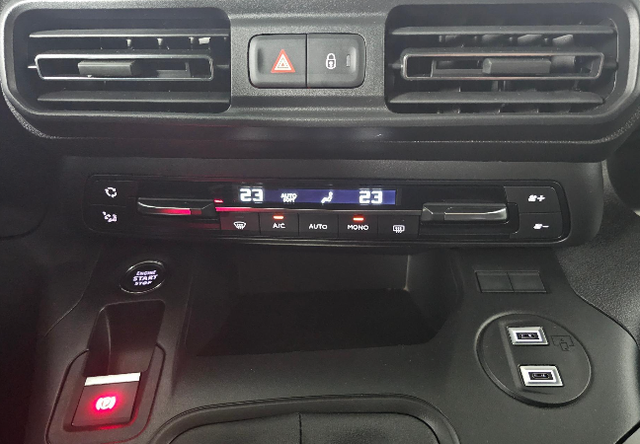 Toyota ProAce City Verso 1.2T 81kW Family L1 