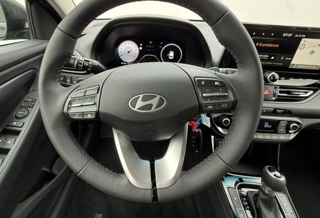 Hyundai i30 Combi 1.6 T-GDI 110kW Go Czech DCT 