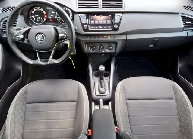 Skoda Fabia Combi 1.0 TSI 70kW Ambition Black DSG 