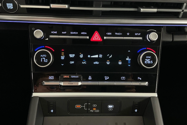 Hyundai Santa Fe 1.6 T-GDI PHEV 186kW Premium Style 4WD 