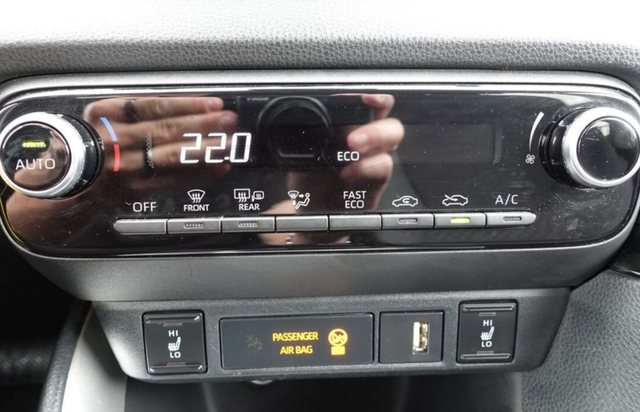 Toyota Yaris 1.5 HSD 85kW Comfort Tech e-CVT 