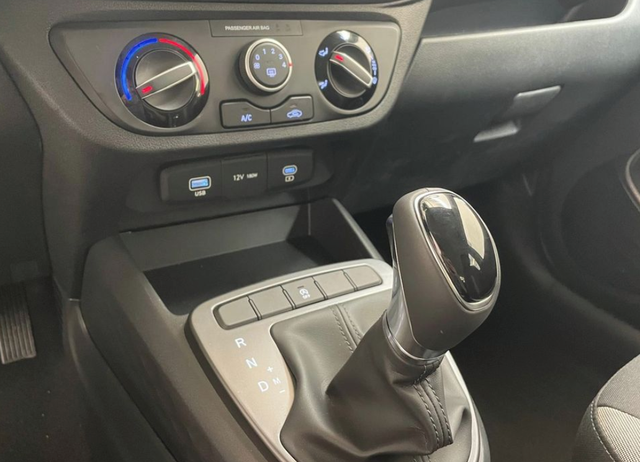 Hyundai i10 1,0i 46kW Wave AMT 