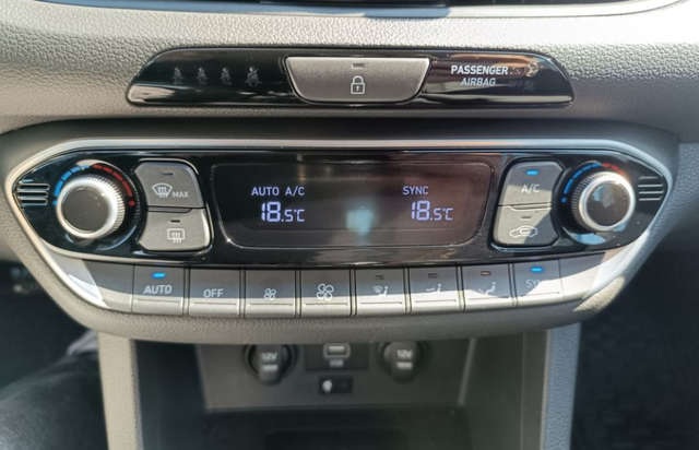 Hyundai i30 Combi 1.0 T-GDI 88kW Smart DCT 