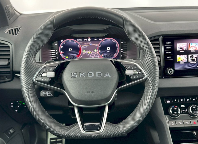 Skoda Karoq 2.0 TSI 140kW Sportline 4x4 DSG 