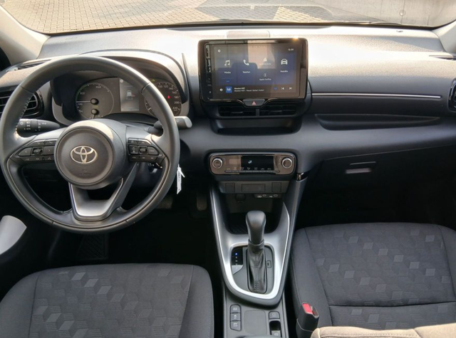 Toyota Yaris 1.5 HSD 85kW Comfort e-CVT 