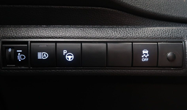 Toyota Corolla TS 1.8 HSD 103kW Style e-CVT 
