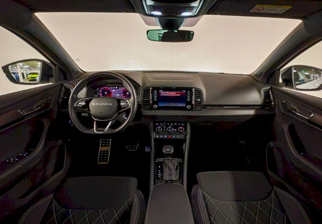 Skoda Karoq 1.5 TSI 110kW Sportline DSG 