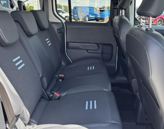 Ford Tourneo Courier 1.0 EcoBoost 92kW Active AT 