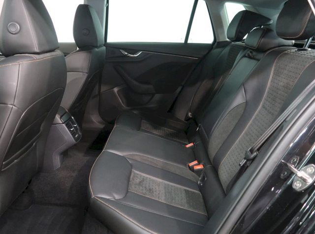 Skoda Kamiq FL 1.0 TSI 85kW Top Selection DSG 