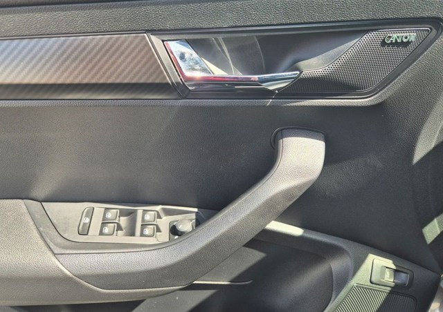 Skoda Karoq 1.5 TSI 110kW Sportline DSG 