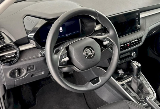 Skoda Fabia IV 1.0 TSI 85kW Top Selection DSG 