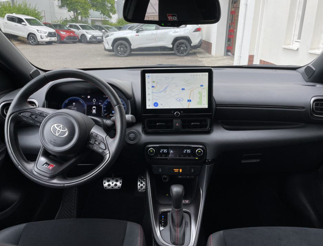 Toyota Yaris 1.5 HEV 96kW GR Sport 