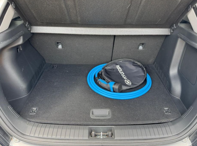 Hyundai Kona 64kWh 150kW Style 