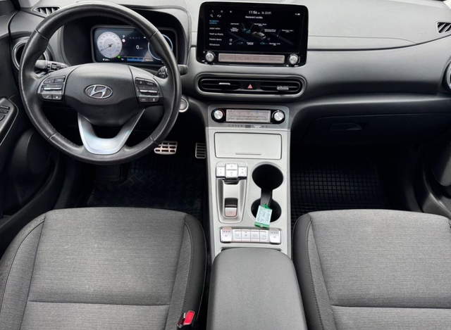 Hyundai Kona 64kWh 150kW Style 