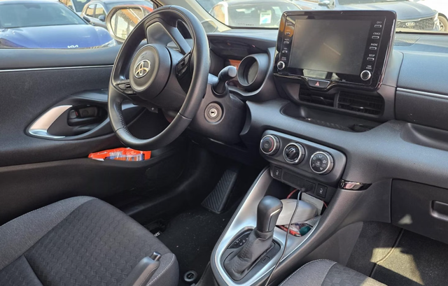 Toyota Yaris 1.5 VVT-i 92kW Comfort Style Tech AT 