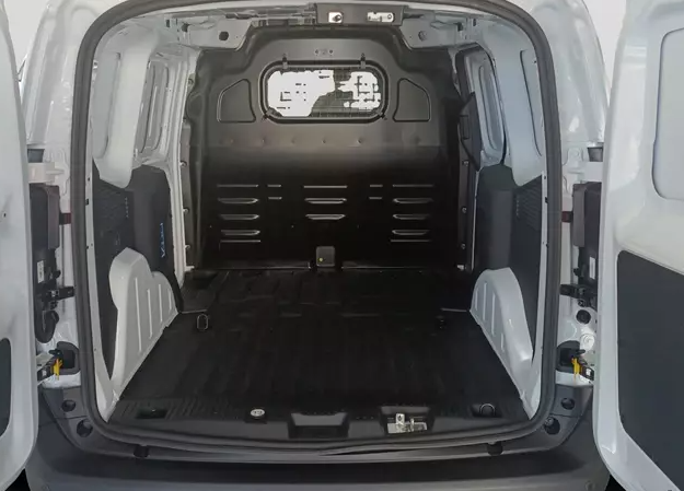 Ford Transit Courier 43 kWh Elektro 100kW VAN Limited L1 