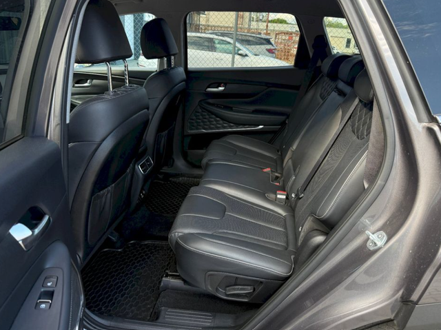 Hyundai Santa Fe 2.2 CRD-i 142kW Smart Premium 
