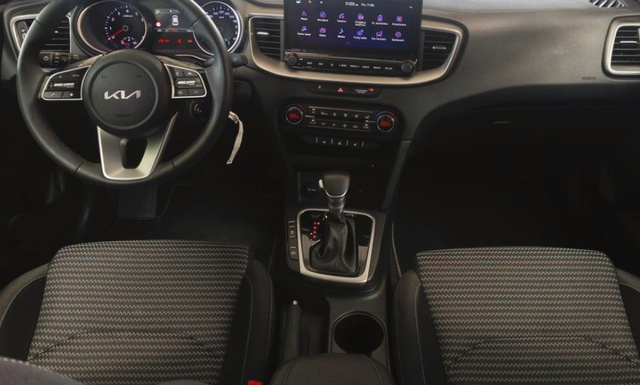 Kia Ceed HB 1.5 TGDi 103kW TOP DCT 