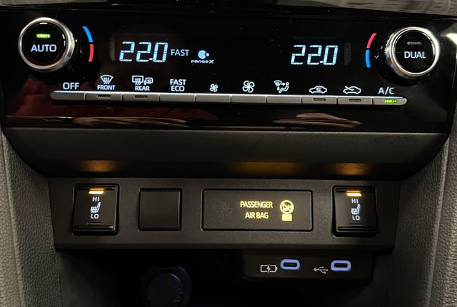 Toyota Yaris Cross 1.5 HSD 96kW GR SPORT VIP AT 