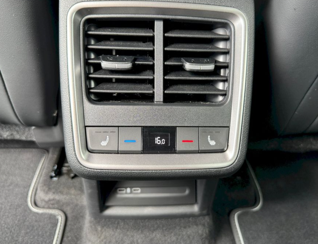 Skoda Elroq 63 KWH 150kW Sportline 