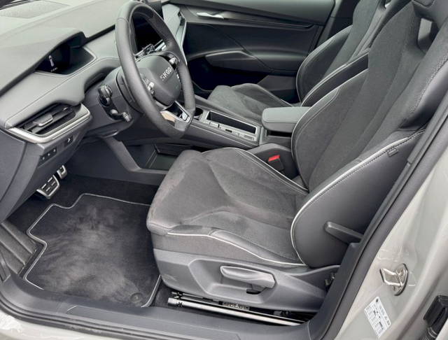 Skoda Elroq 63 KWH 150kW Sportline 
