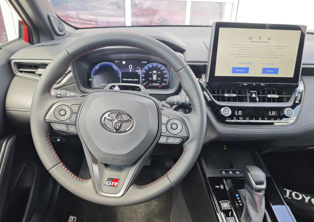 Toyota Corolla cross 2.0 HEV 146kW GR Sport e-CVT 4WD 