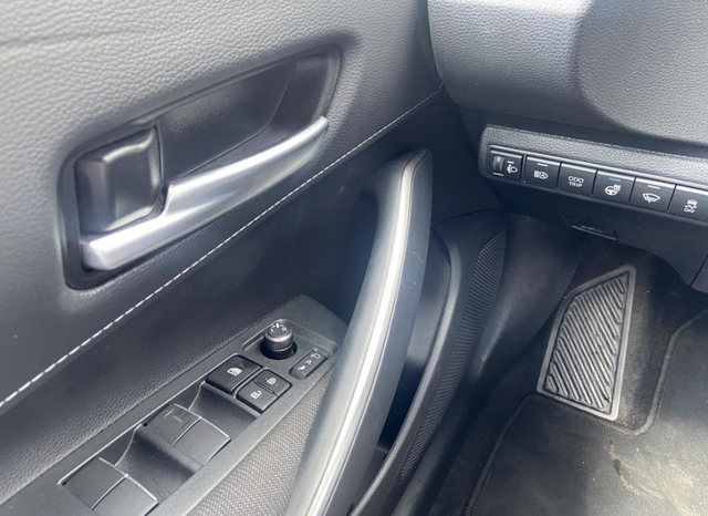 Toyota Corolla Combi 1.8 HSD Comfort Tech e-CVT 