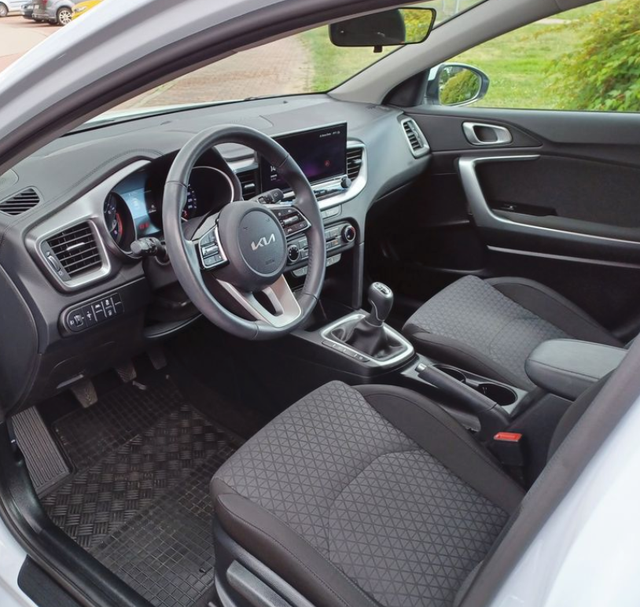Kia Ceed 1.0 T-GDI 74kW SPIN 