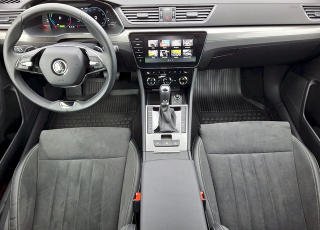 Skoda Superb Combi iV 1.4TSI 115kW Style Plus Top DSG 