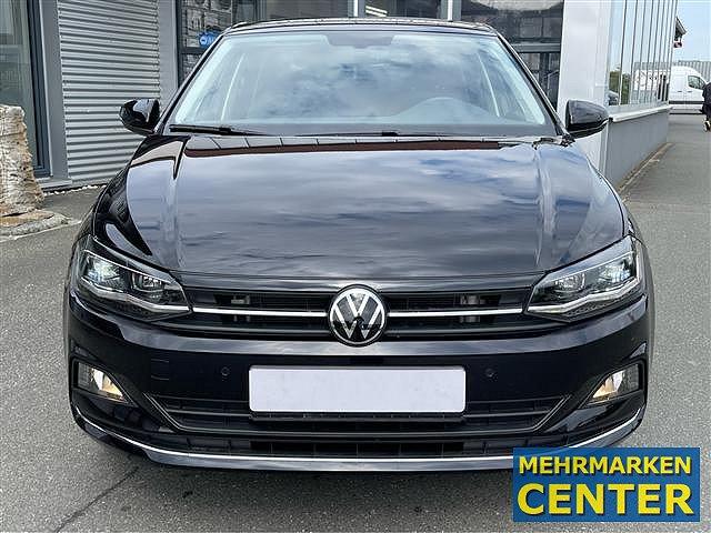 Volkswagen Polo - Highline TSI DSG+LED+DC+ACC+READY2DISCOVER+