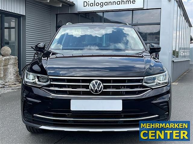 Volkswagen Tiguan - Elegance 4Motion TDI DSG +19 ZOLL+AHK+IQ