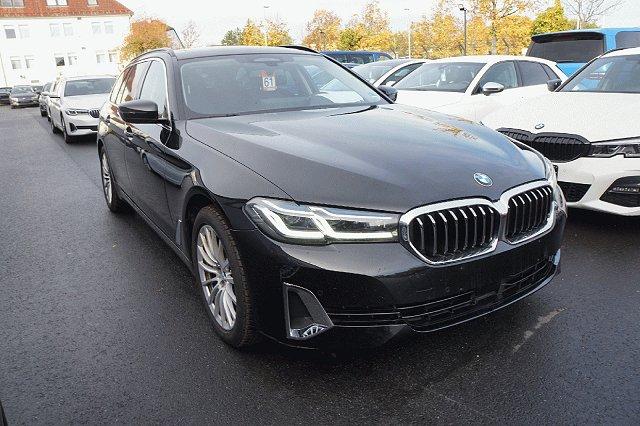 BMW 5er Touring - 520 d xDrive Luxury Line*Head-Up*Pano*