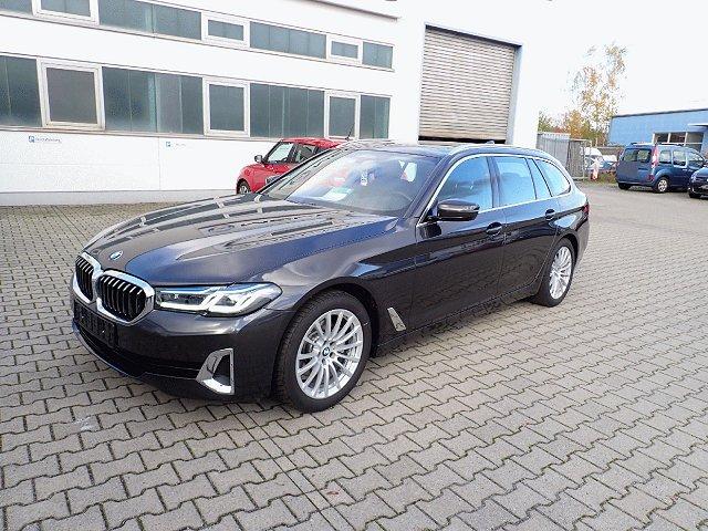 BMW 5er Touring - 520 d xDrive Luxury Line*UPE 79.390*Pano