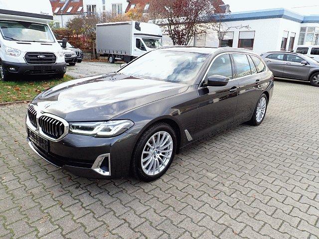BMW 5er Touring - 520 d xDrive Luxury Line*ACC*Laser*Pano*
