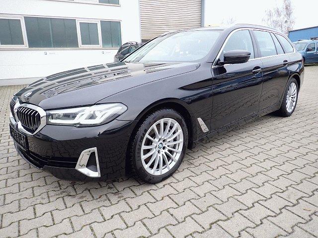 BMW 5er Touring - 530 d Luxury Line*UPE 83.080*HeadUp*Pano