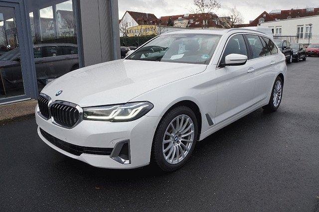 BMW 5er Touring - 520 d Luxury Line*UPE 74.330*HeadUp*Pano