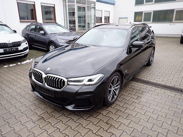 BMW 5er Touring - 540 d xDrive M Sport*UPE 88.380*Pano*ACC