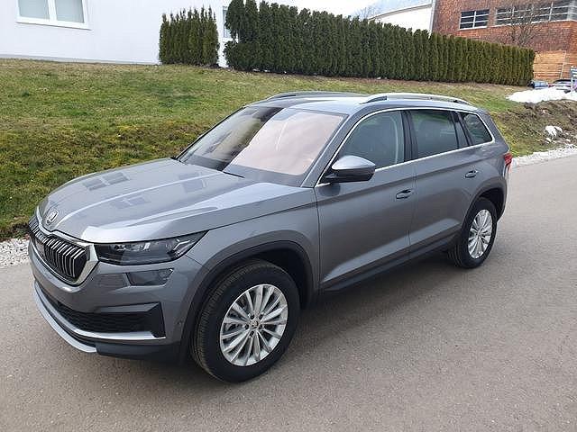 Skoda Kodiaq - Style 4x4 7-Sitze, 5J Gar.,Kamera, AHK, Navi 14...