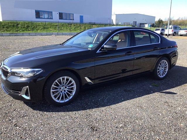 BMW 5er - 520 d Luxury Line*UPE 71.690*HeadUp*Glasdach*