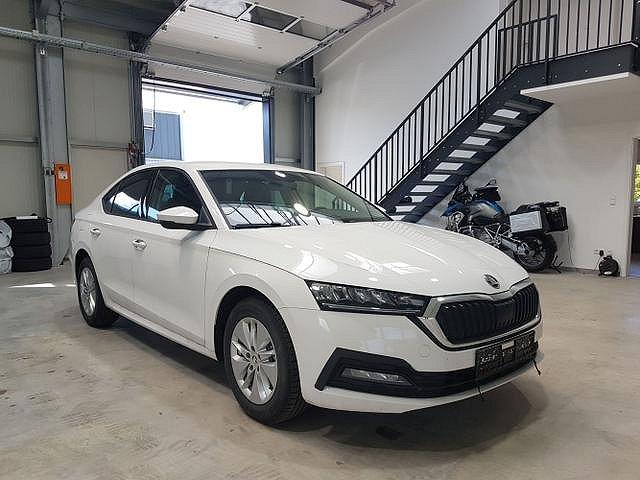Skoda Octavia - G-Tec DSG Bolero SHZ PDC Klimaau 5JG 1....