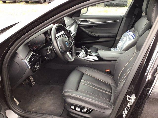 BMW 5er - 520 d M Sport*UPE 72.090*Cockpit Prof*Glasdach*