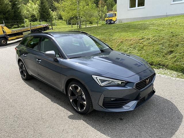 Cupra Leon Sportstourer - Kombi Mild-Hybrid 1,5 eTSI, LED, N...